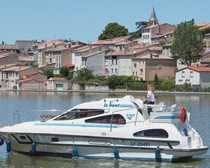 Le Boat Consul