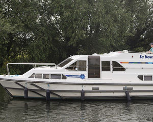 Le Boat Crusader