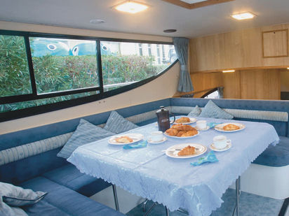 Łódź mieszkalna Le Boat Magnifique · 2001 · Magnifique - Comfort 42 (1)