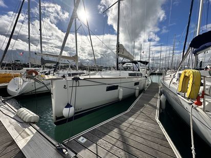 Sailboat Beneteau Oceanis 38.1 · 2019 (0)