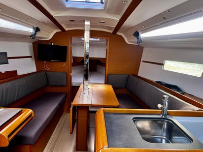 Zeilboot Jeanneau Sun Odyssey 349 · 2015 · Waira (1)