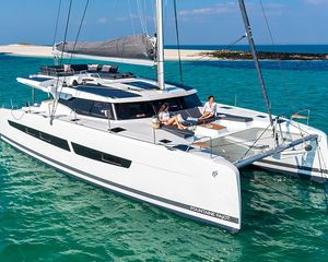 Fountaine Pajot Aura 51