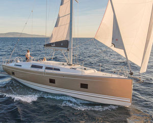 Hanse 418