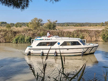 Motorboat Cirrus B · 2001 (0)