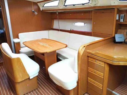 Sailboat Bavaria Cruiser 40 · 2010 · Springrose (1)