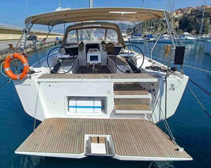 Dufour 430