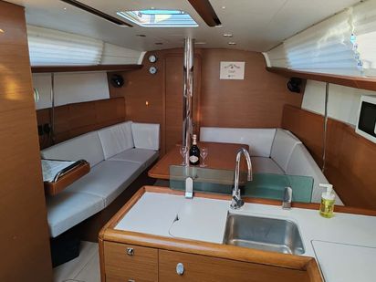 Barca a vela Jeanneau Sun Odyssey 389 · 2019 · Cash (1)