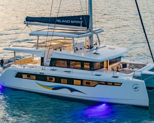 Island Spirit 525