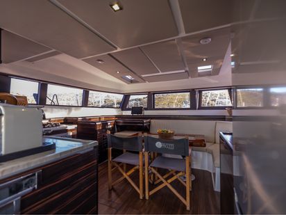 Catamaran Dufour Cervetti 44 · 2024 · Abuzz (1)