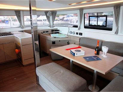 Catamarano Lagoon 46 · 2025 · IRIS (1)