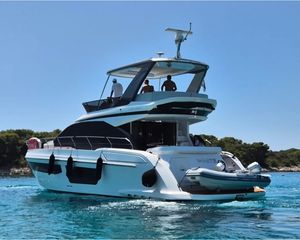 Azimut 53 Fly