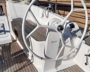 Bavaria Cruiser 37