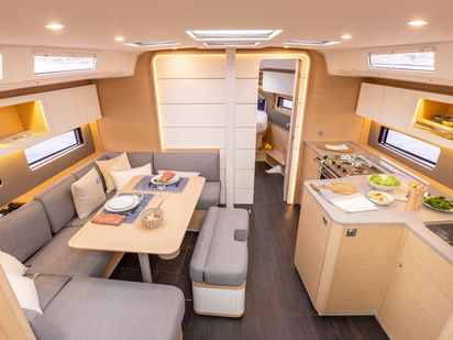 7268667110000102889 (1)