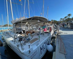 Beneteau Oceanis 51.1