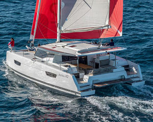 Fountaine Pajot Astrea 42