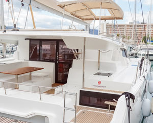 Fountaine Pajot Astrea 42