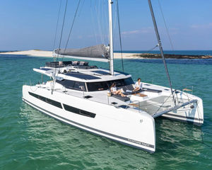 Fountaine Pajot Aura 51