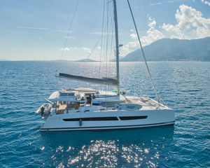Fountaine Pajot Aura 51