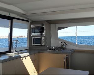 Fountaine Pajot Lucia 40