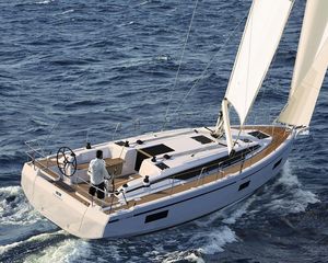 Bavaria Cruiser 38