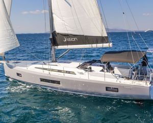 Beneteau Oceanis 51.1