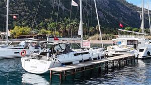 Dufour 44