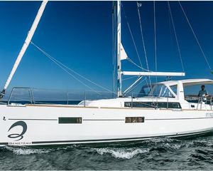 Beneteau Oceanis 38
