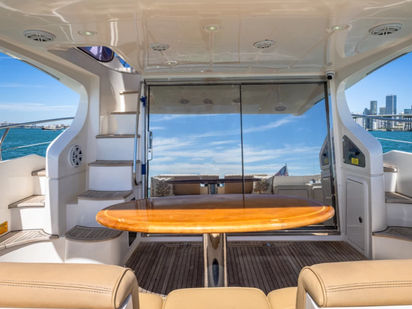 Motorówka Azimut 53 Fly · 2007 (0)