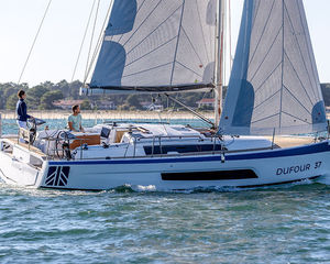 Dufour 37