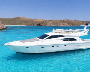 Ferretti 53