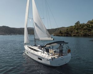 Bavaria Cruiser 38