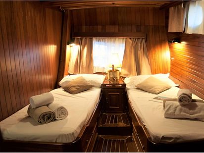 Aeolian Island Cabin 3 (1)