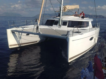Catamaran Fountaine Pajot Helia 44 · 2013 (0)