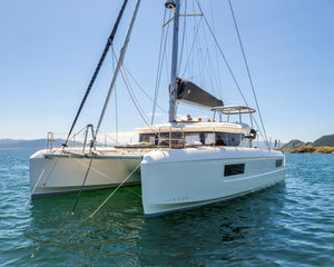 Lagoon 43