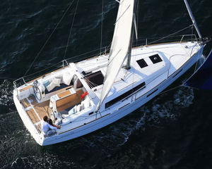 Beneteau Oceanis 35