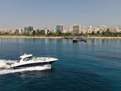 Motorboat Sea Ray 455 Sundancer · 2006 (0)