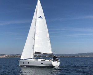 Hanse 418