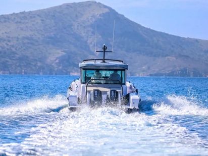 Motorboat Axopar 37 XC · 2023 (0)