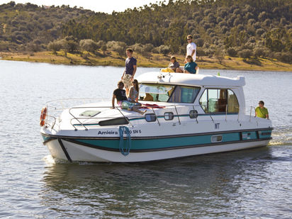 Houseboat Nicols Sedan 1310 · 2006 (0)