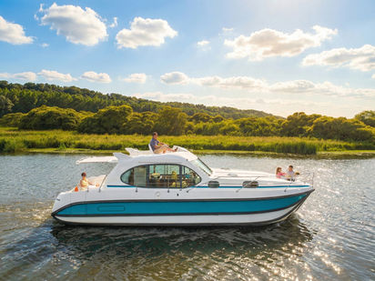 Houseboat Nicols Estivale Quattro B + · 2007 (0)