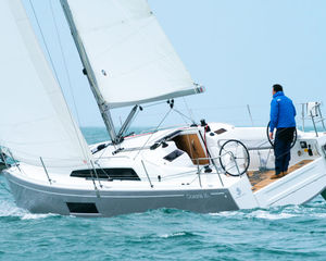 Beneteau Oceanis 30.1