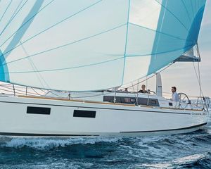 Beneteau Oceanis 38.1