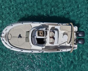 Sessa Marine Key Largo 30