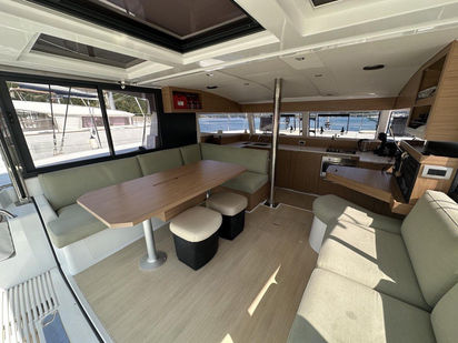 BAY BREEZE V (1)