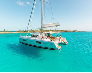 Lagoon 42