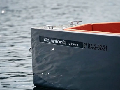 Motorówka De Antonio D28 Open · 2020 (0)