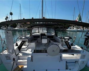 Dufour 470