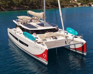 Fountaine Pajot Aura 51
