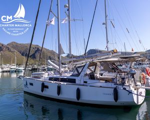 Beneteau Oceanis 38