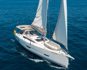 Dufour 430